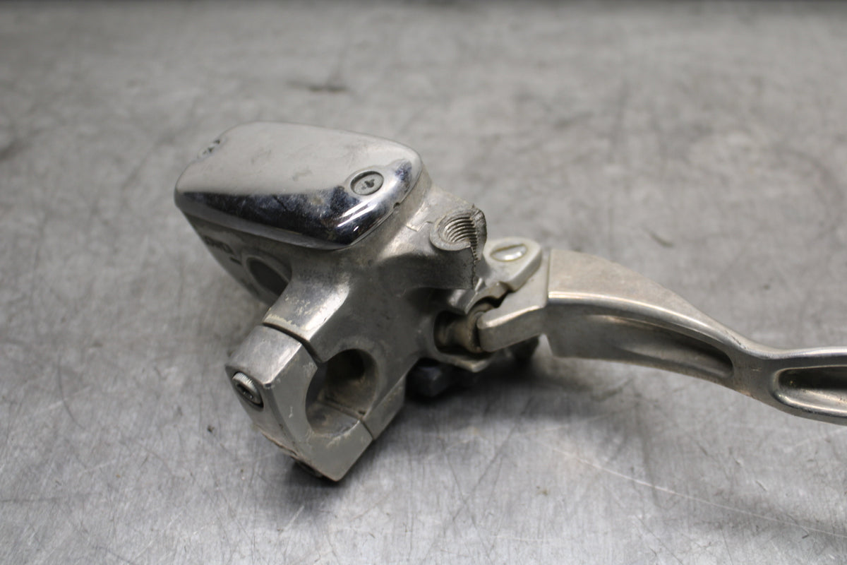 02-04 HONDA VTX1800S FRONT BRAKE MASTER CYLINDER BB712