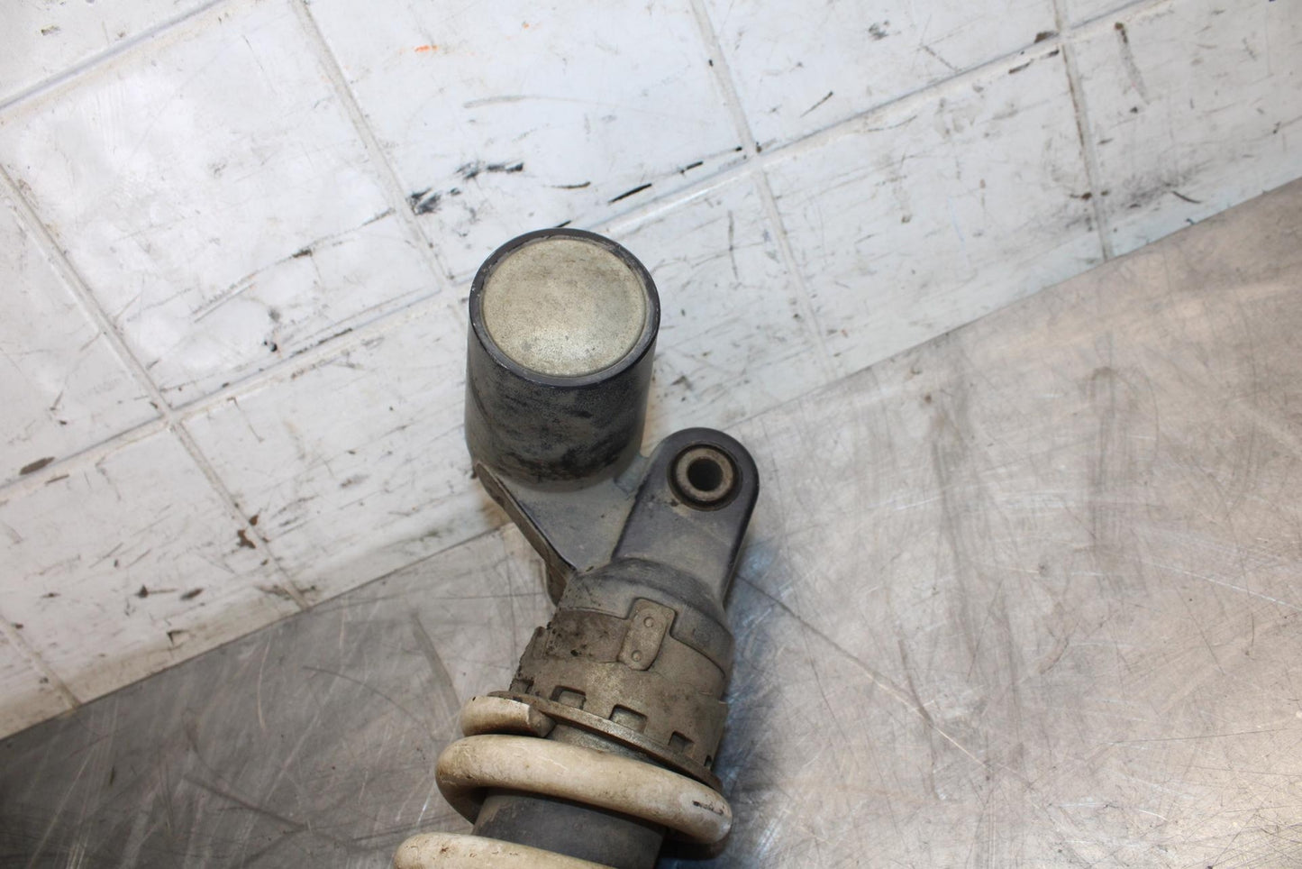 2001 Honda CBR929RR REAR BACK SHOCK ABSORBER SUSPENSION 52400-MCJ-831 BB515