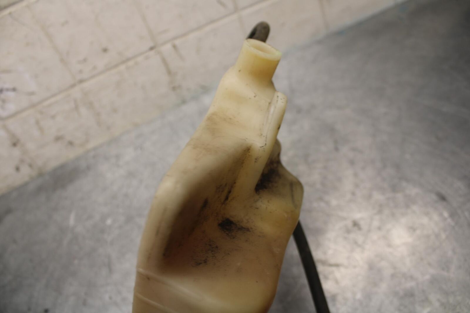 1997 Suzuki GSXR750 COOLANT WATER TANK RESERVOIR BOTTLE BB39