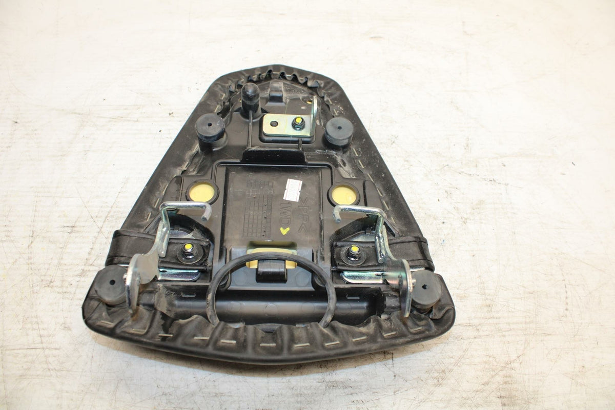 15-17 YAMAHA YZF R3 REAR BACK PASSENGER TANDEM SEAT PAD SADDLE PILLION BB288