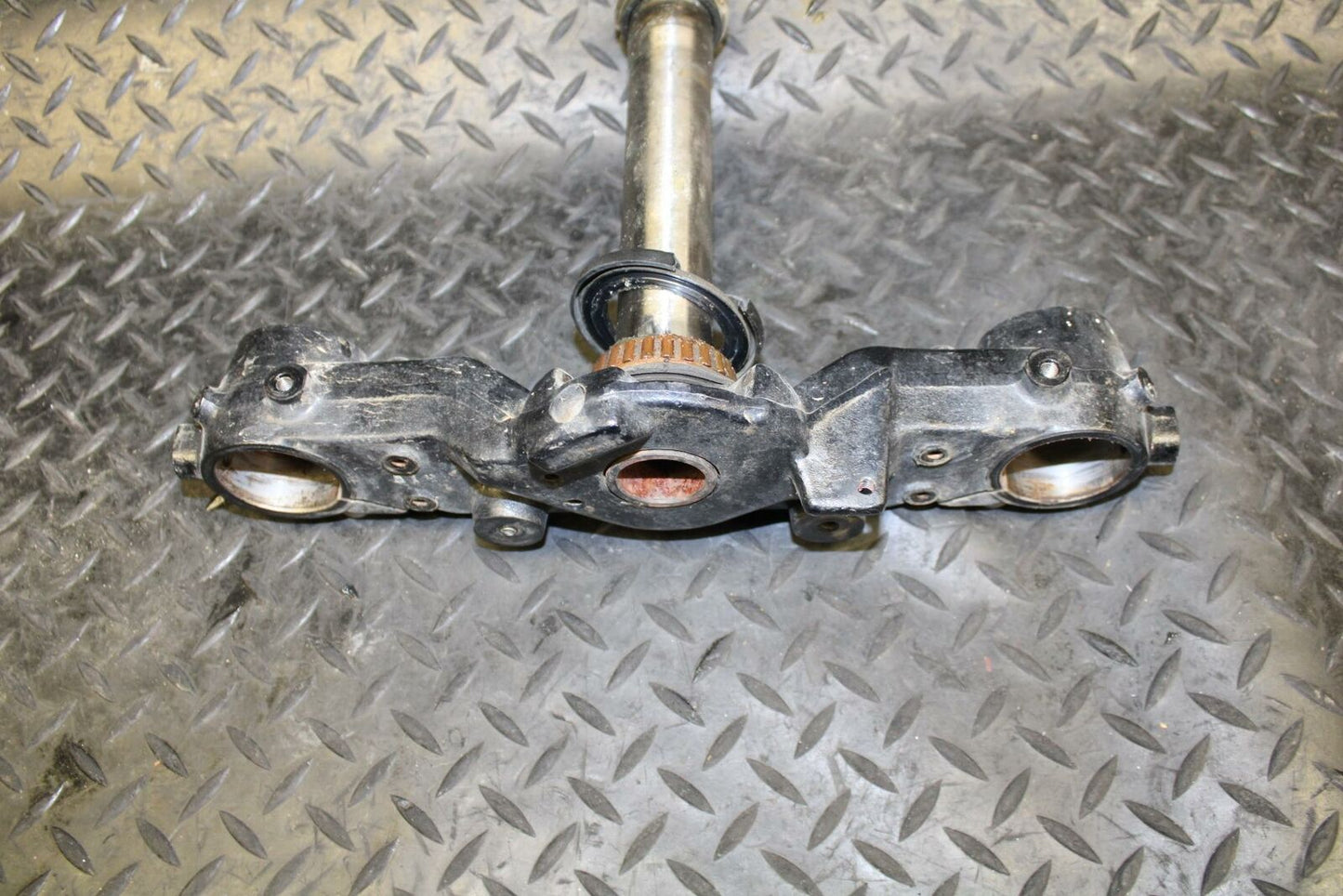 03-08 KAWASAKI VULCAN 1600 FRONT FORKS CLAMP LOWER TRIPLE TREE STEM  BB193