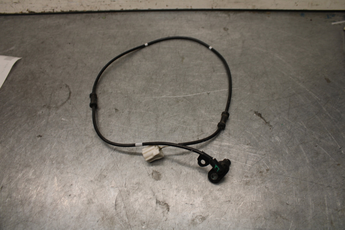 22-24 YAMAHA XSR900 FRONT ABS BRAKE SENSOR BB683