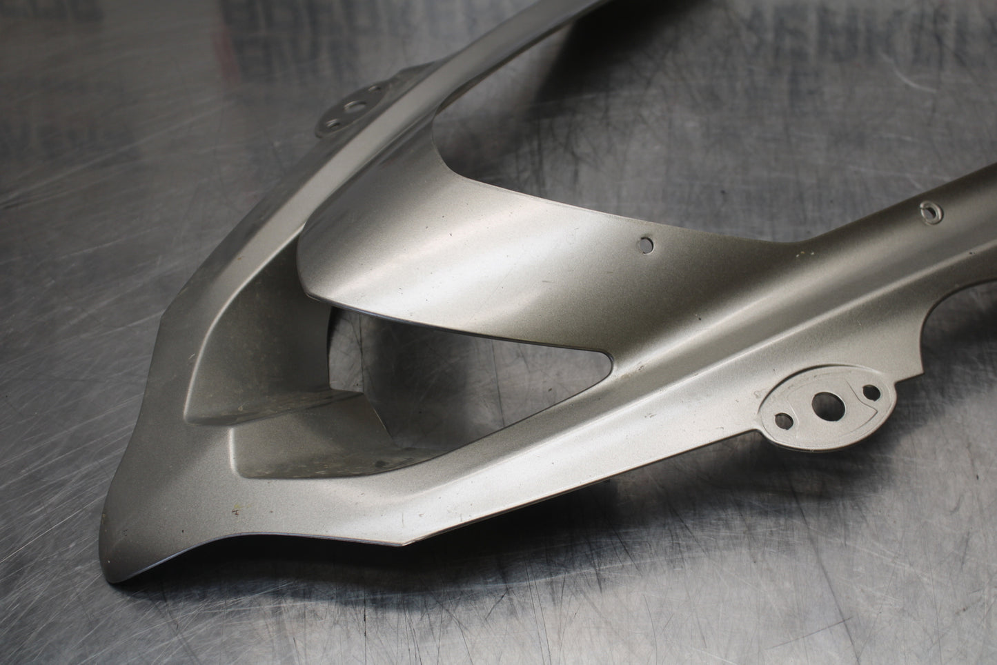 04-05 KAWASAKI NINJA ZX10R FRONT CENTER COWL FAIRING BB163