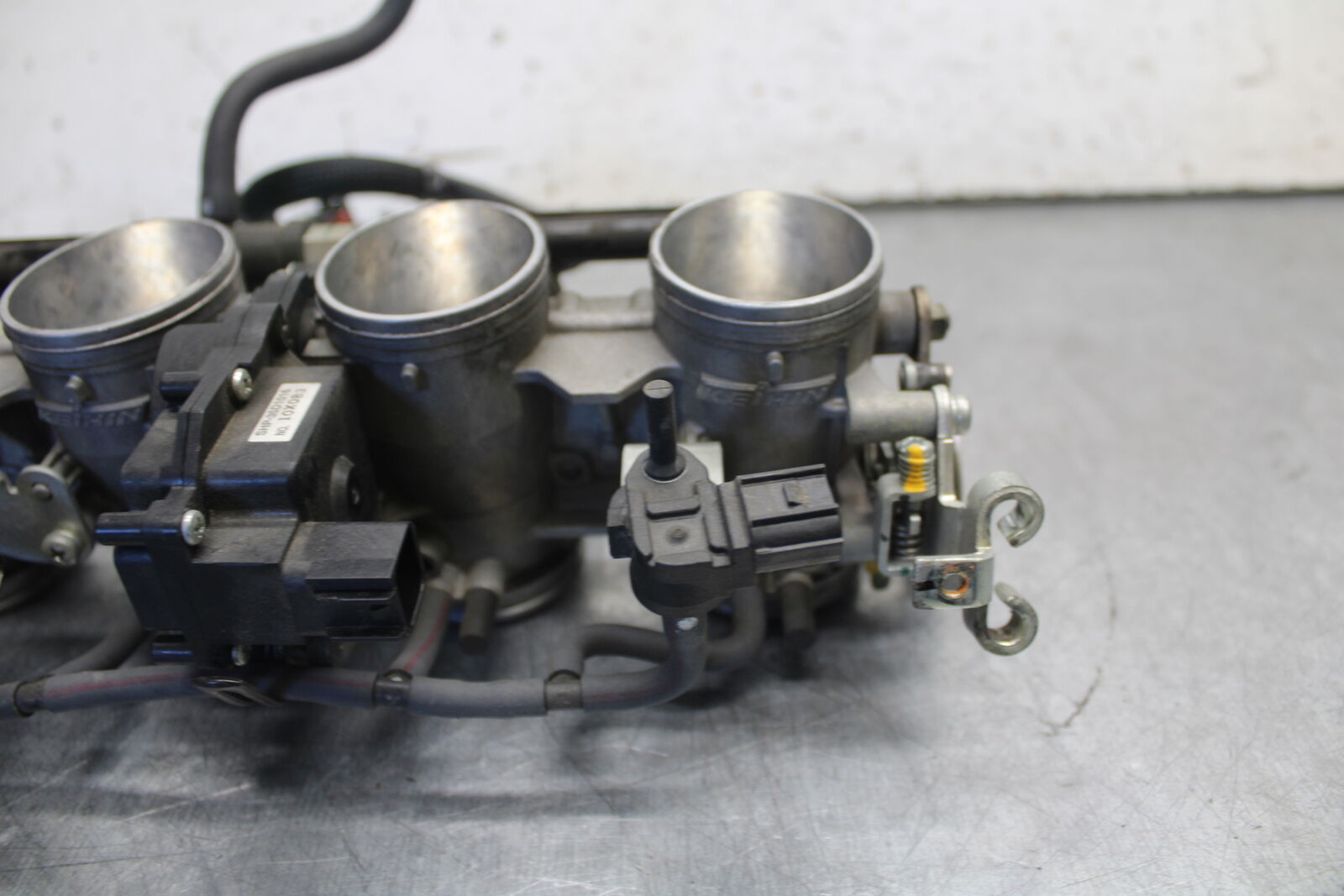 09-12 KAWASAKI NINJA ZX6R MAIN FUEL INJECTORS / THROTTLE BODIES 16163-0128 BB698