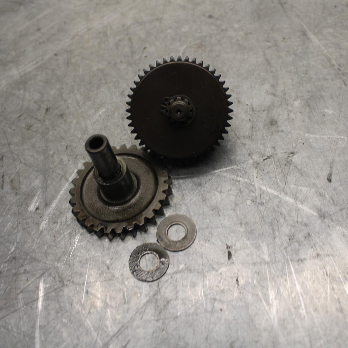 1998 Suzuki TL1000S ENGINE MOTOR IDLER IDLING GEAR BB508