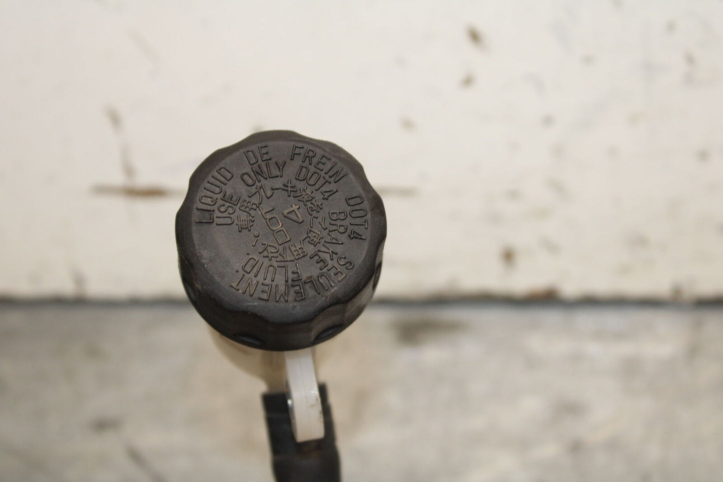 13-18 KAWASAKI NINJA ZX6R REAR BACK BRAKE MASTER CYLINDER W RESERVOIR BB682