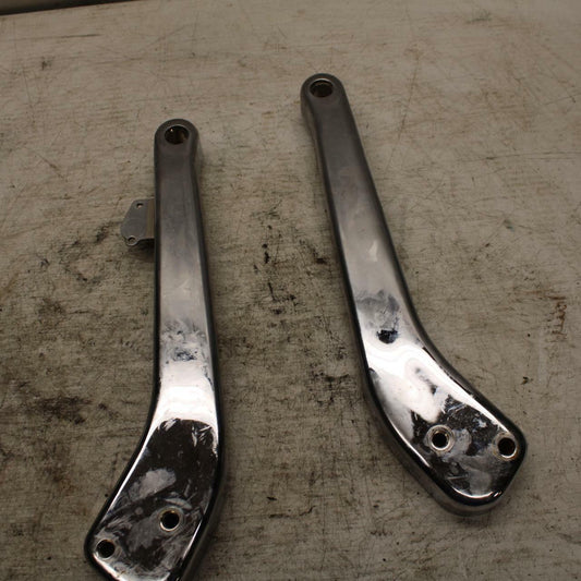 06-07 SUZUKI BOULEVARD S40 REAR BACK FENDER SUPPORT FRAME SUBFRAME BB375