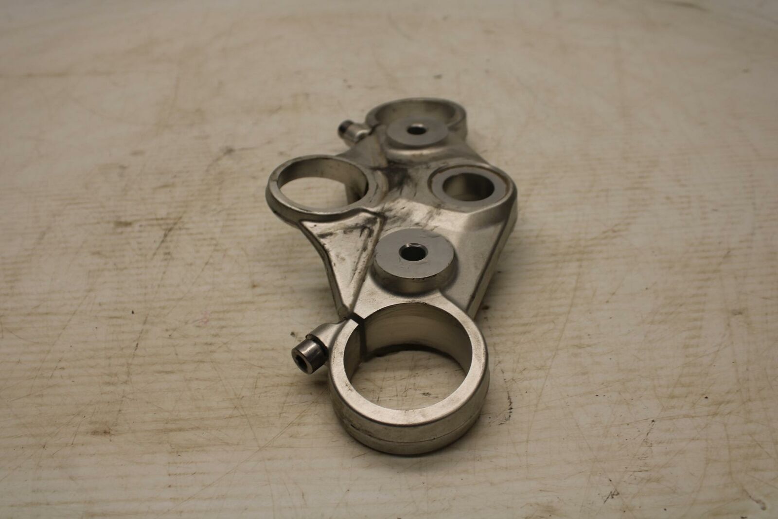 07-16 TRIUMPH STREET TRIPLE FORKS UPPER TRIPLE TREE CLAMP BB356