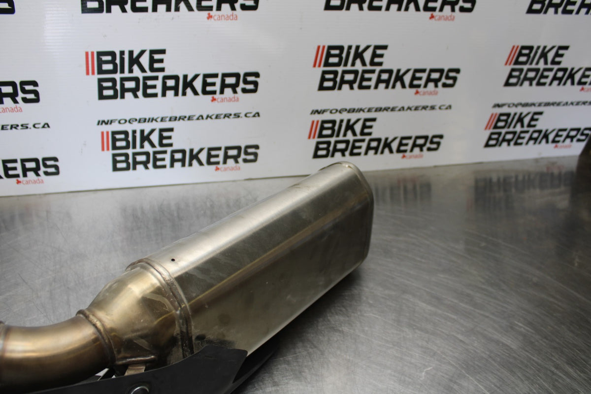 24-25 KAWASAKI NINJA ZX4R EXHAUST PIPE MUFFLER SLIP ON CAN SILENCER BB174
