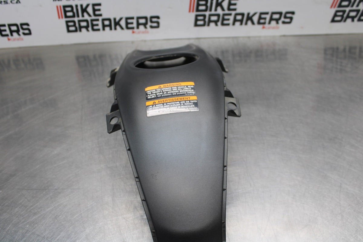 22-25 YAMAHA YZF R7 GAS TANK FUEL CELL COVER FAIRING COWL BB769