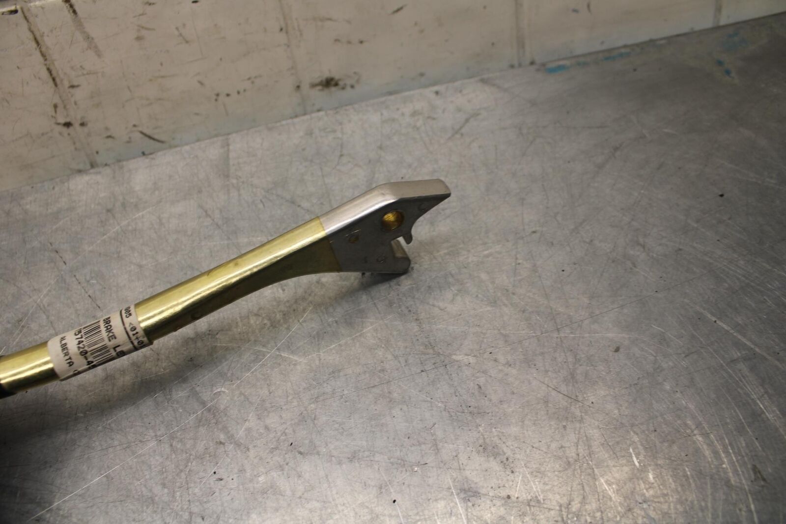 1975 Suzuki GT750  RIGHT CLIPON HANDLEBAR BRAKE LEVER 57420-45010 BB37