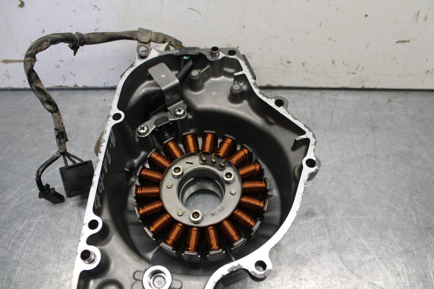 15-16 KAWASAKI EX300 STATOR GENERATOR ALTERNATOR MAGNETO BB635