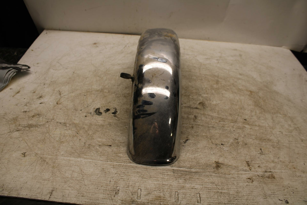 81 YAMAHA XS1100 FRONT WHEEL FENDER BB377