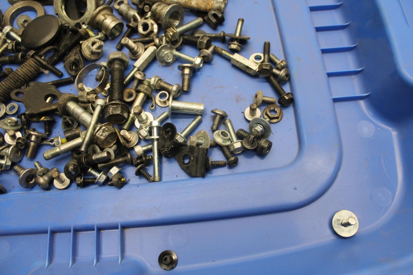 2013 Kawasaki Ninja 300 LEFTOVER  MOUNTING BOLTS HARDWARE MOTOR SCREWS BB518