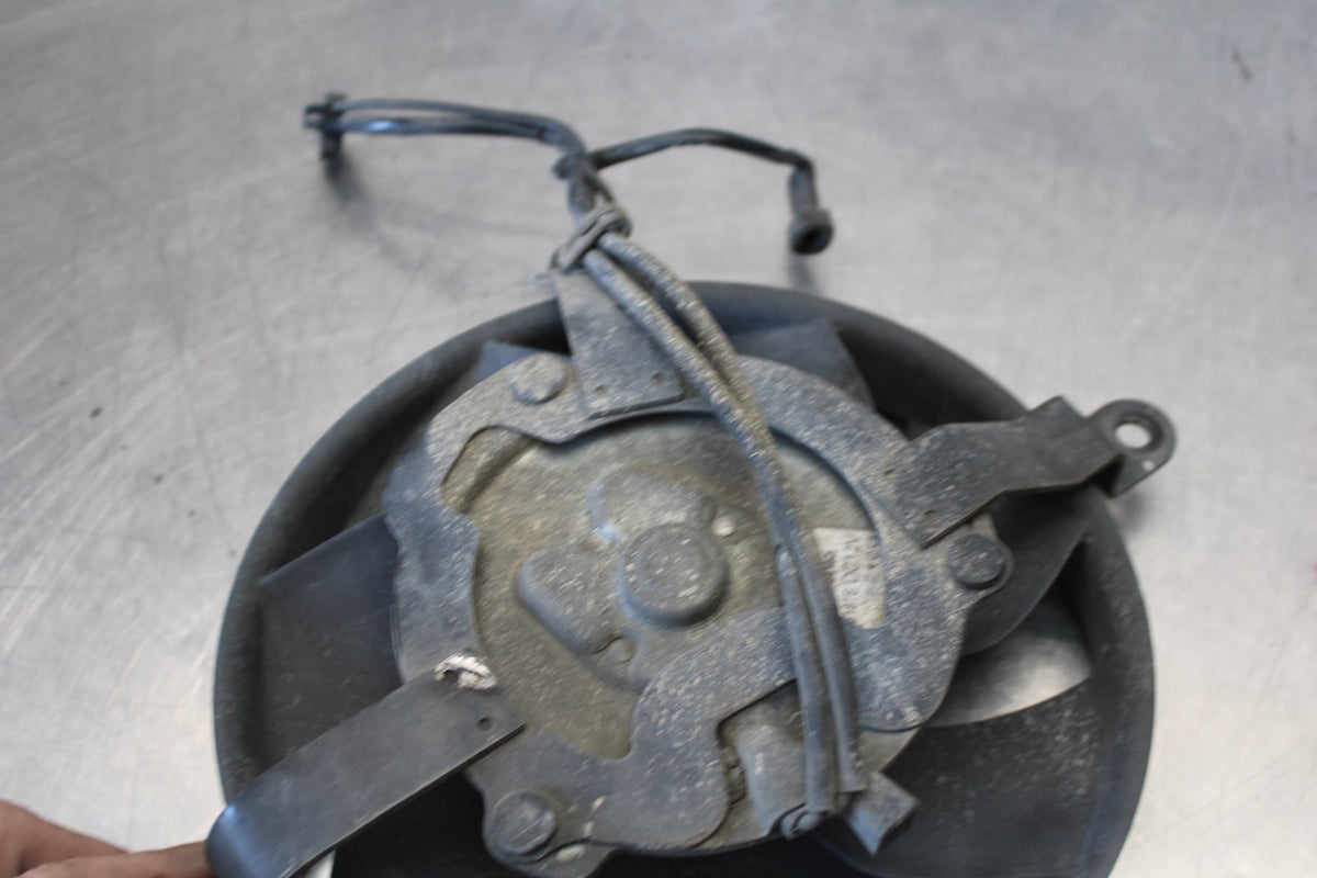 06-07 HONDA INTERCEPTOR 800 VFR800 ENGINE RADIATOR COOLING FAN BB917