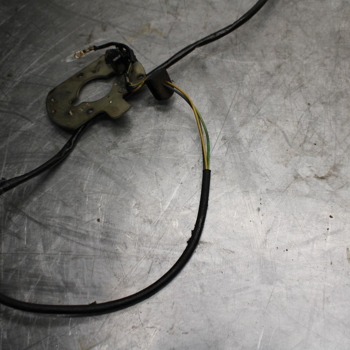 91-92 SUZUKI GSXR750 M  CRANKSHAFT POSTION PICK UP SENSOR BB493