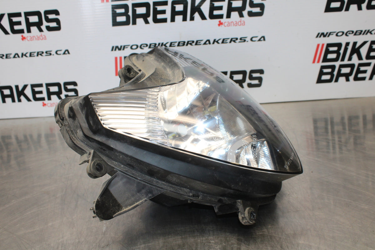 04-09 SUZUKI GS500F FRONT HEADLIGHT HEAD LIGHT LAMP BB165