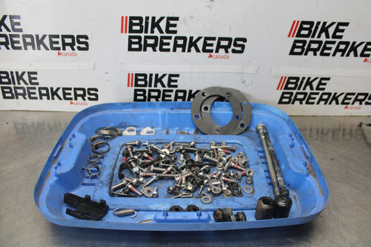 13-18 KAWASAKI NINJA ZX6R  MOUNTING BOLTS HARDWARE SCREWS BB908