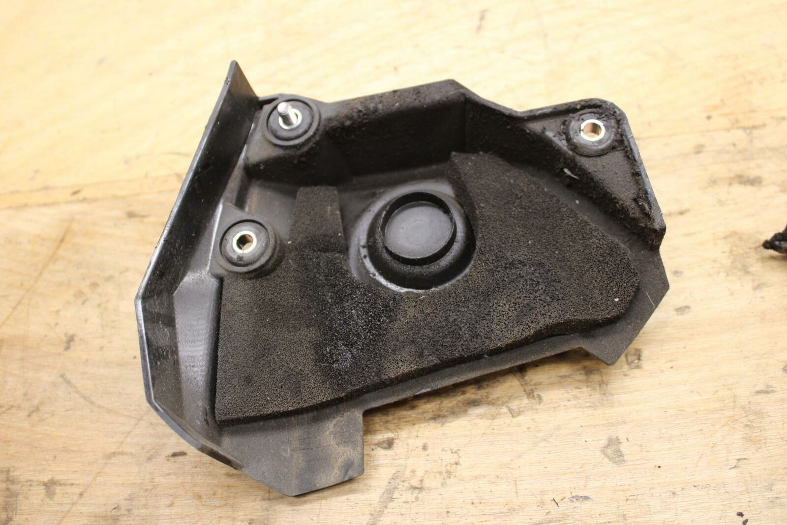14-17 YAMAHA FZ09 ENGINE SPROCKET COVER BB321