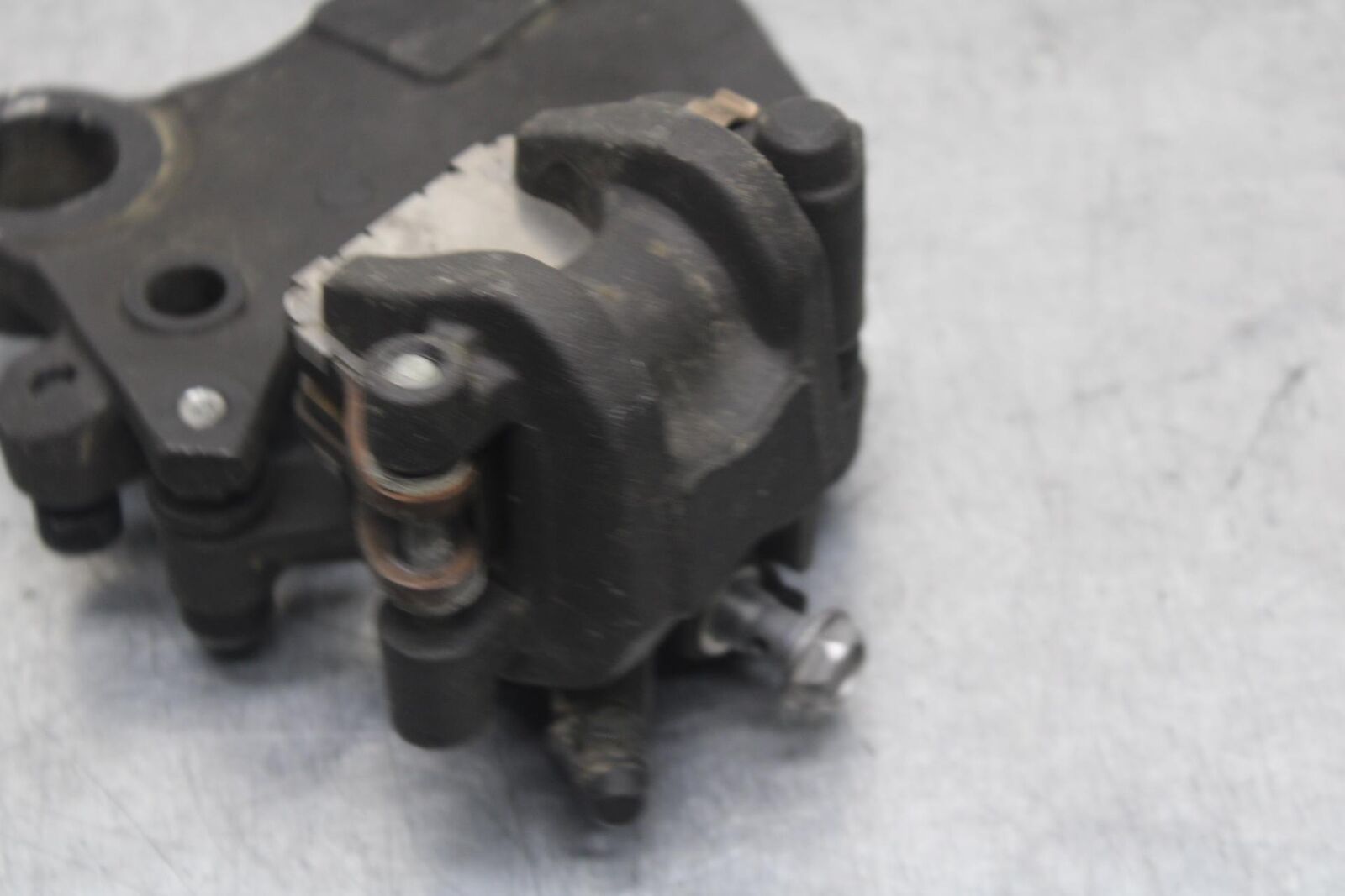 2016 Kawasaki Ninja ZX10R ZX1000 ABS KRT Edition REAR BRAKE CALIPER W MOUNT BB86