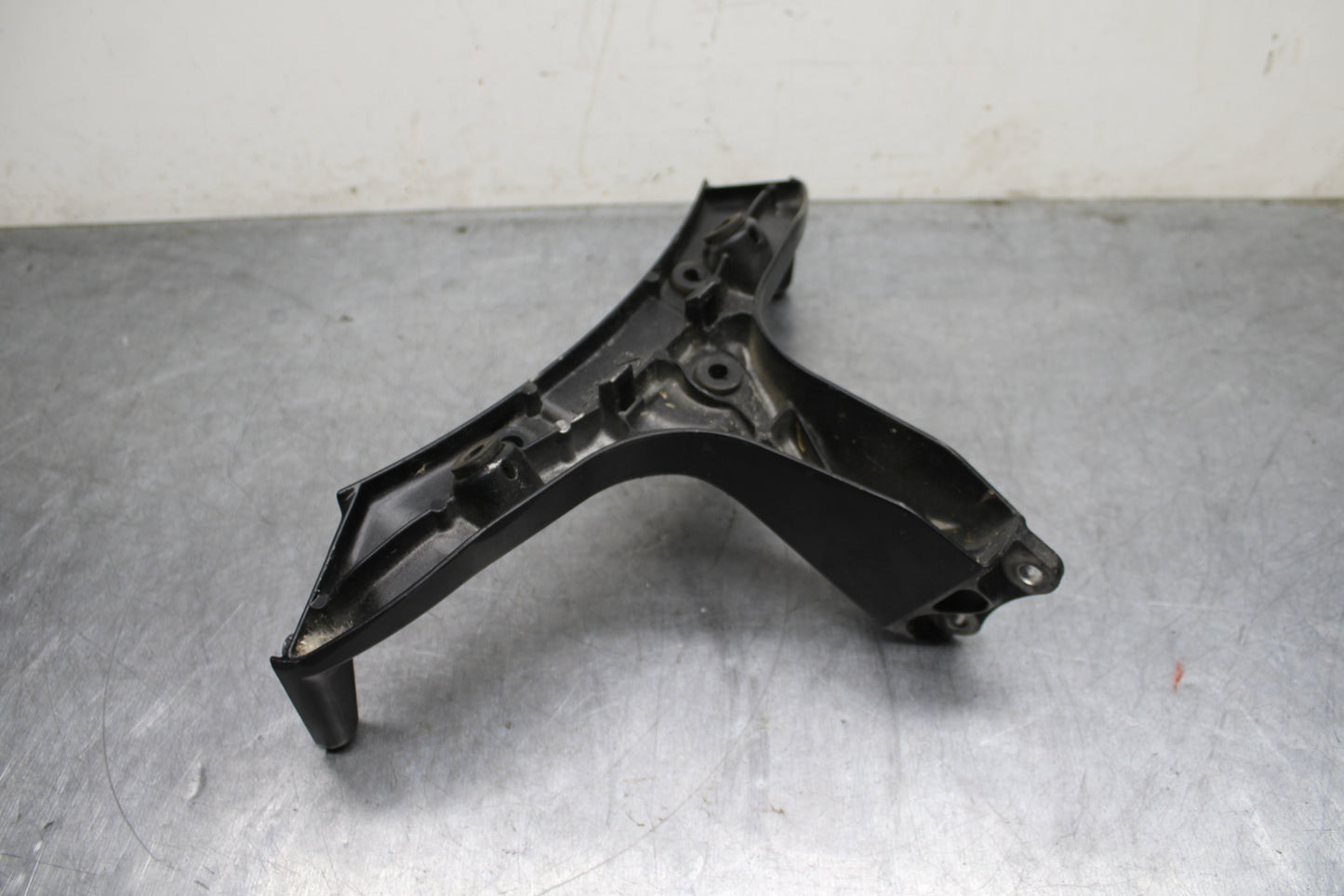 03-04 HONDA CBR600RR UPPER FAIRING MIRROR GAUGES STAY BRACKET BB127