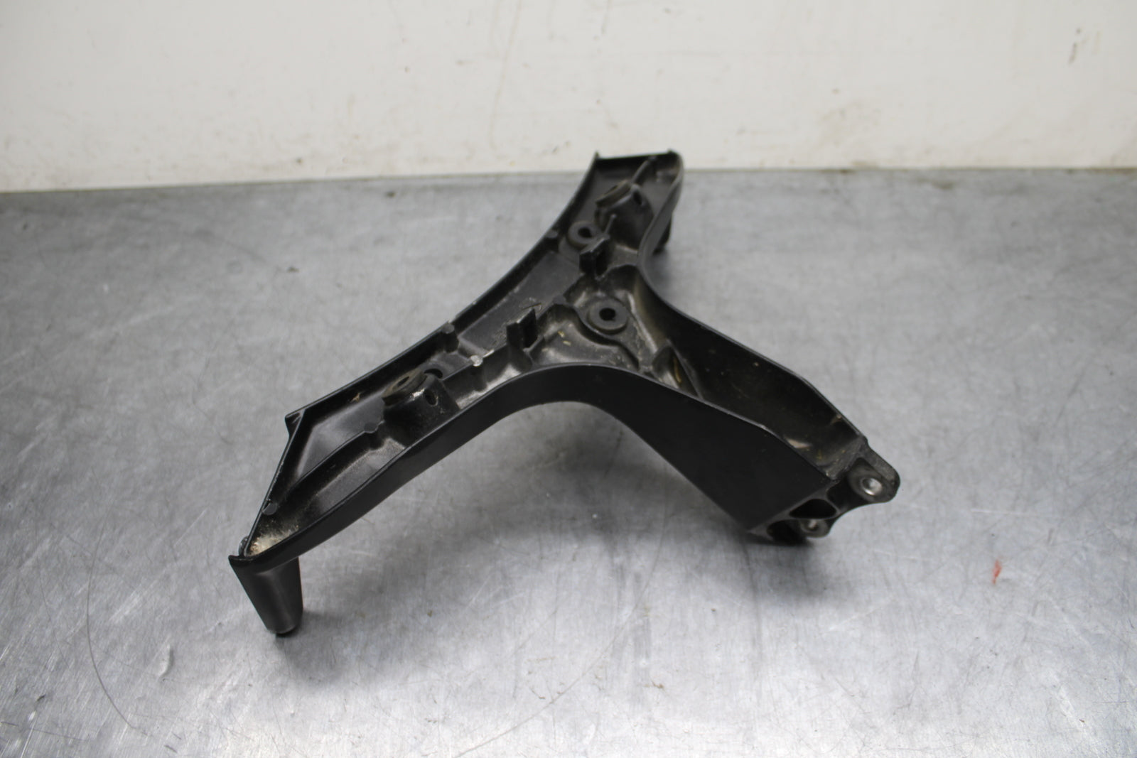 03-04 HONDA CBR600RR UPPER FAIRING MIRROR GAUGES STAY BRACKET BB127