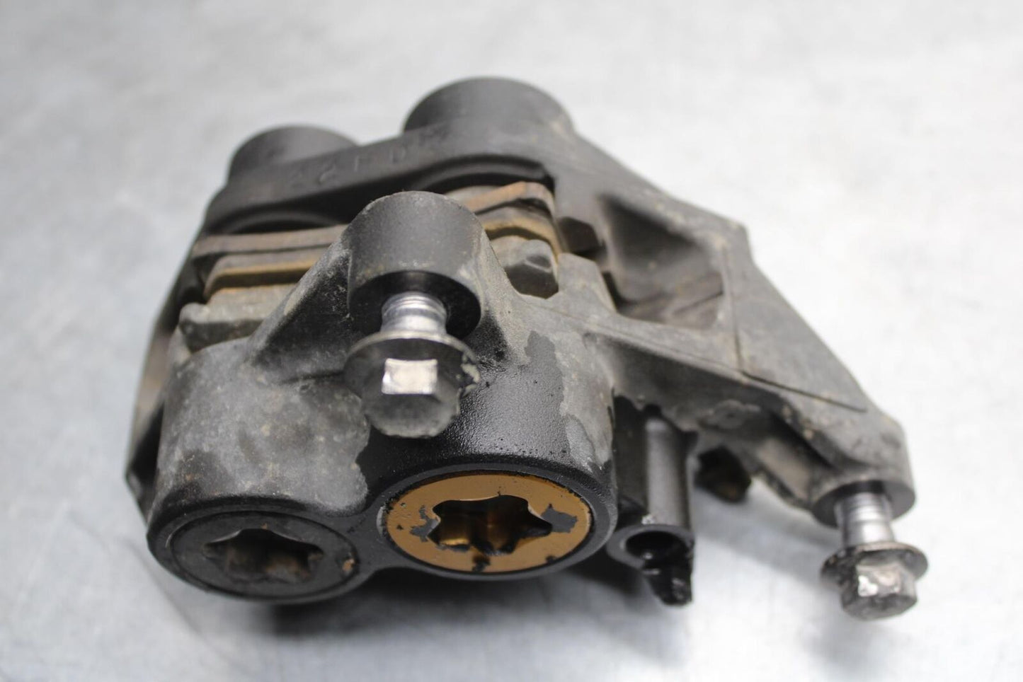 2012 Yamaha FZ8 RIGHT LEFT FRONT BRAKE CALIPER SET PAIR CALIPERS BB550