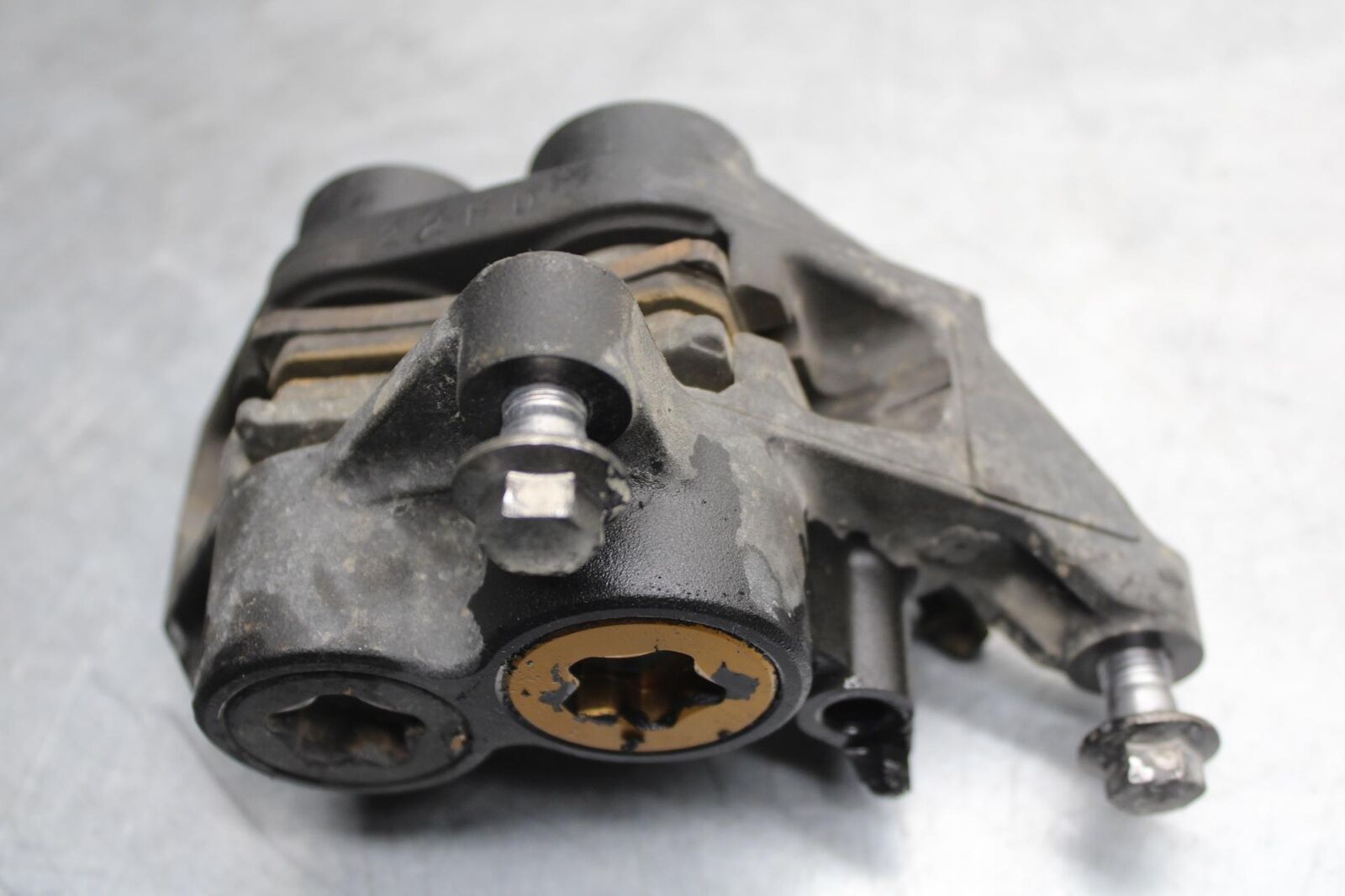 2012 Yamaha FZ8 RIGHT LEFT FRONT BRAKE CALIPER SET PAIR CALIPERS BB550