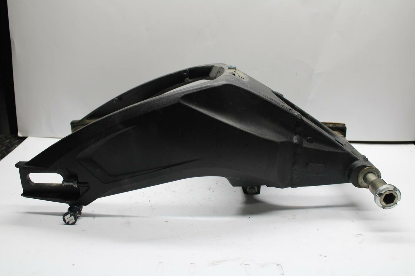 11-21 SUZUKI GSXR600 REAR SWINGARM BACK SUSPENSION SWING ARM BB252