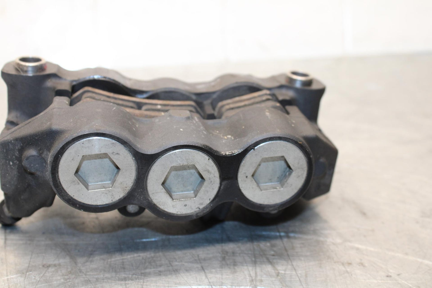 09-14 YAMAHA YZF R1 RIGHT LEFT FRONT BRAKE CALIPER SET PAIR CALIPERS BB448
