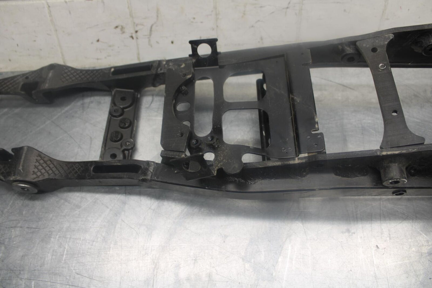 07-08 KAWASAKI NINJA ZX6R REAR SUBFRAME BACK SUB FRAME 32160-0258 BB456