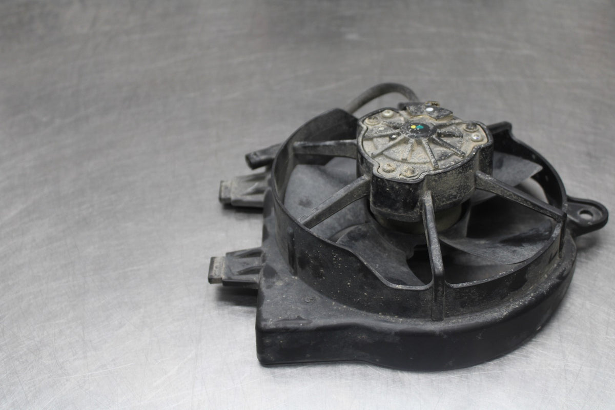 19 BMW F750GS ENGINE RADIATOR COOLING FAN BB938
