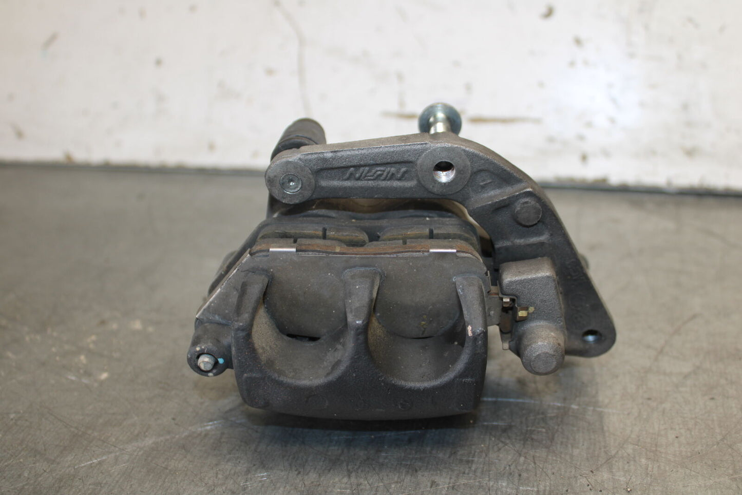 13-15 HONDA CBR500R RIGHT FRONT BRAKE CALIPER 45250-MGZ-J01 BB704