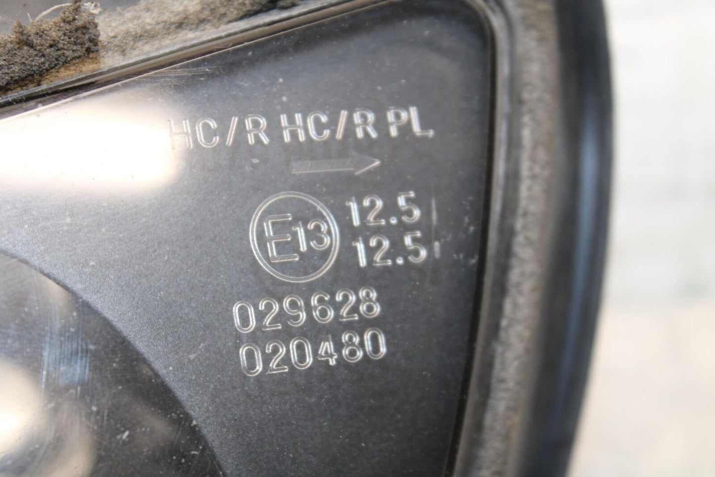 2000 Kawasaki Ninja ZX12R ZX1200A FRONT HEADLIGHT HEAD LIGHT LAMP 23007-1370 BB5