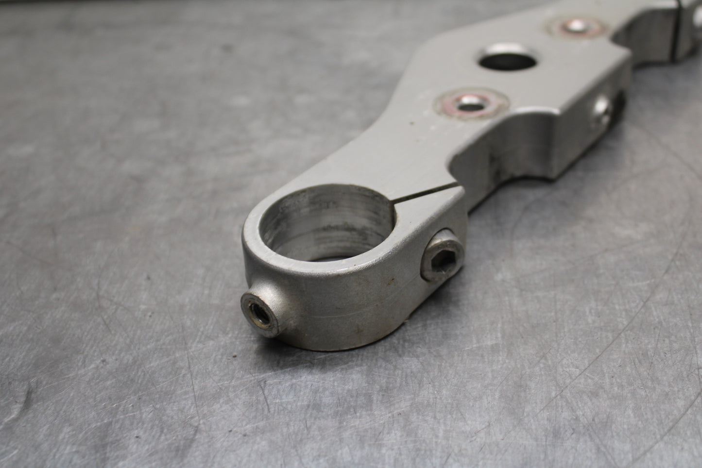 03-08 KAWASAKI VULCAN 1600 FORKS UPPER TRIPLE TREE CLAMP BB754