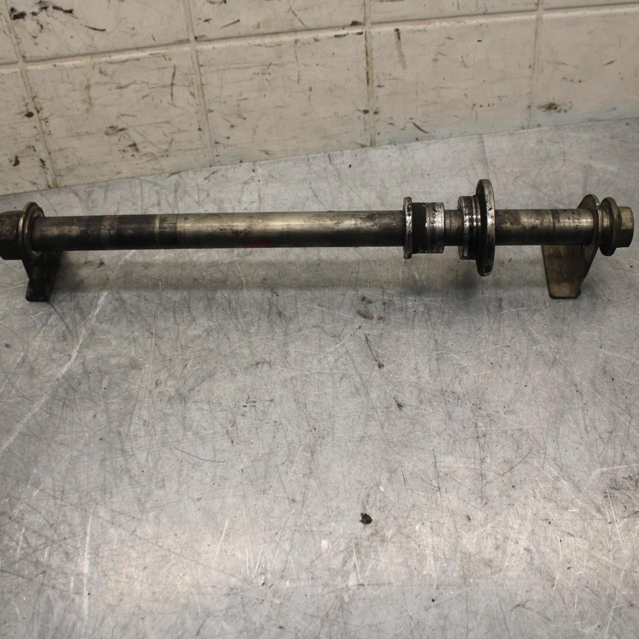 00-01 KAWASAKI ZZR600 REAR AXLE BACK WHEEL RIM PIVOT BOLT AXEL BB31