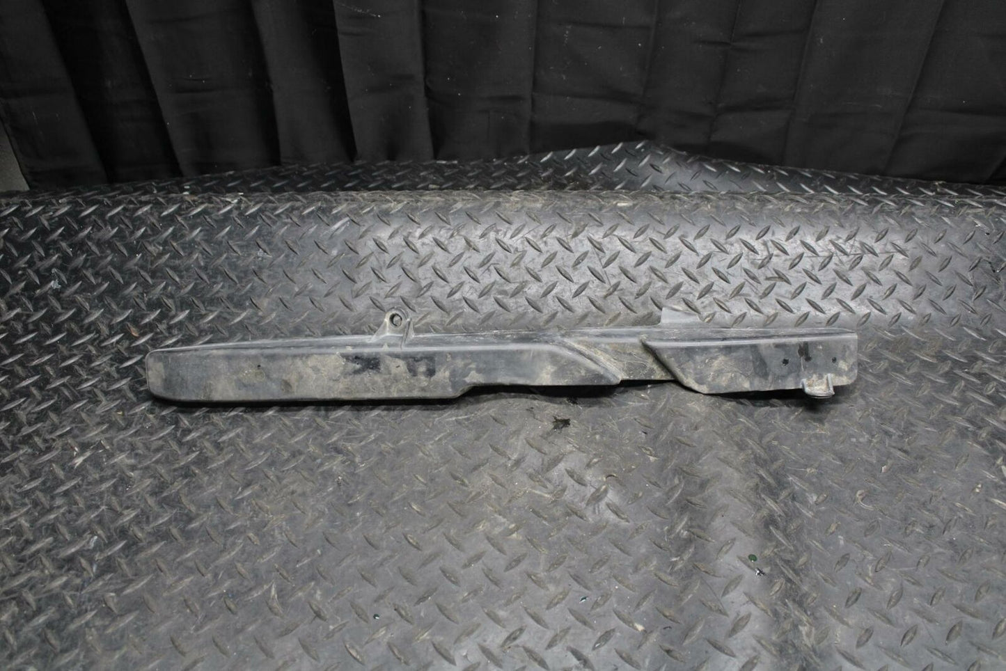 03-04 HONDA CBR600RR REAR BACK DRIVE CHAIN GUARD COVER SHIELD BB200