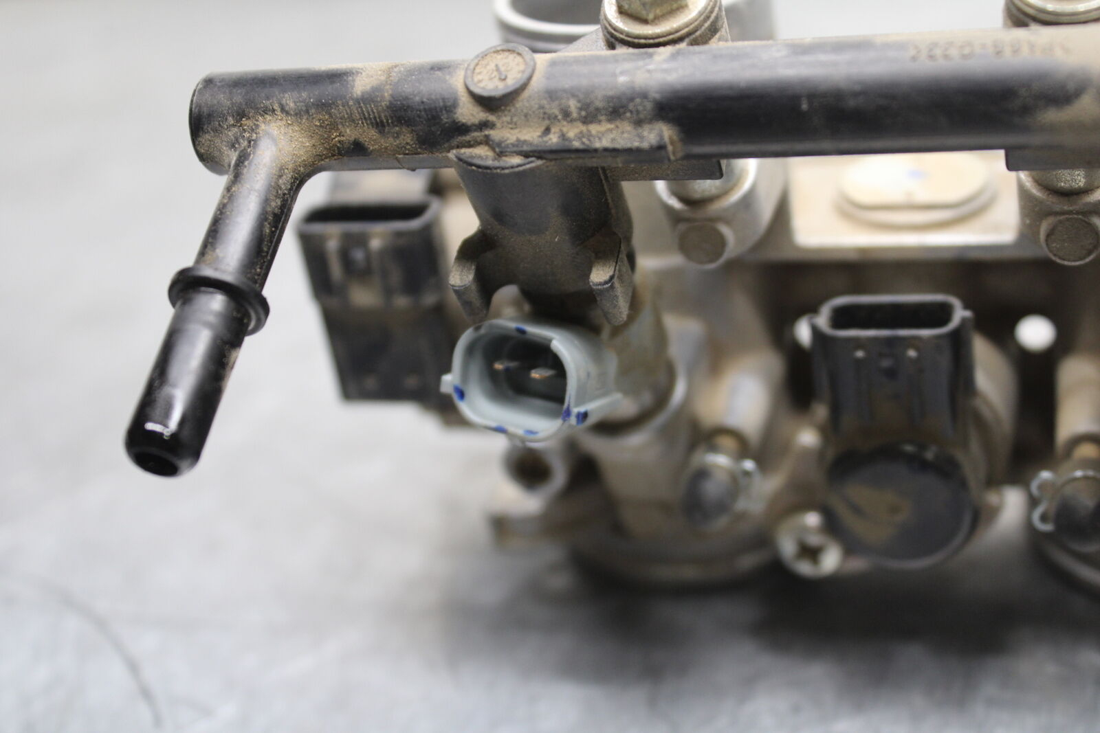 19-24 YAMAHA R3 MAIN FUEL INJECTORS / THROTTLE BODIES BB736