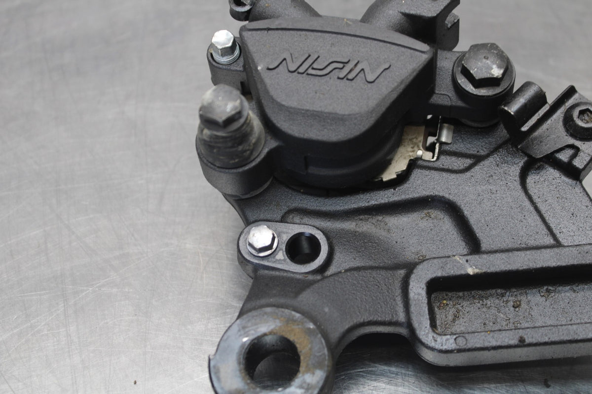 23-26 KAWASAKI NINJA ZX4RR REAR BACK BRAKE CALIPER W MOUNT BRACKET BB872