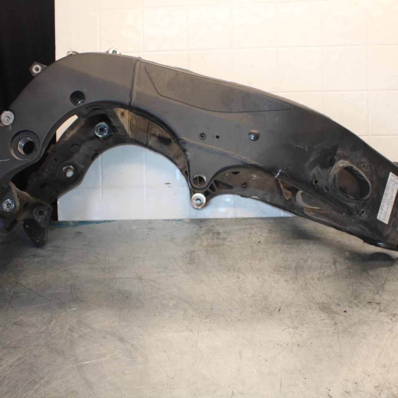 07-08 YAMAHA YZF R1 FRAME CHASSIS BB425