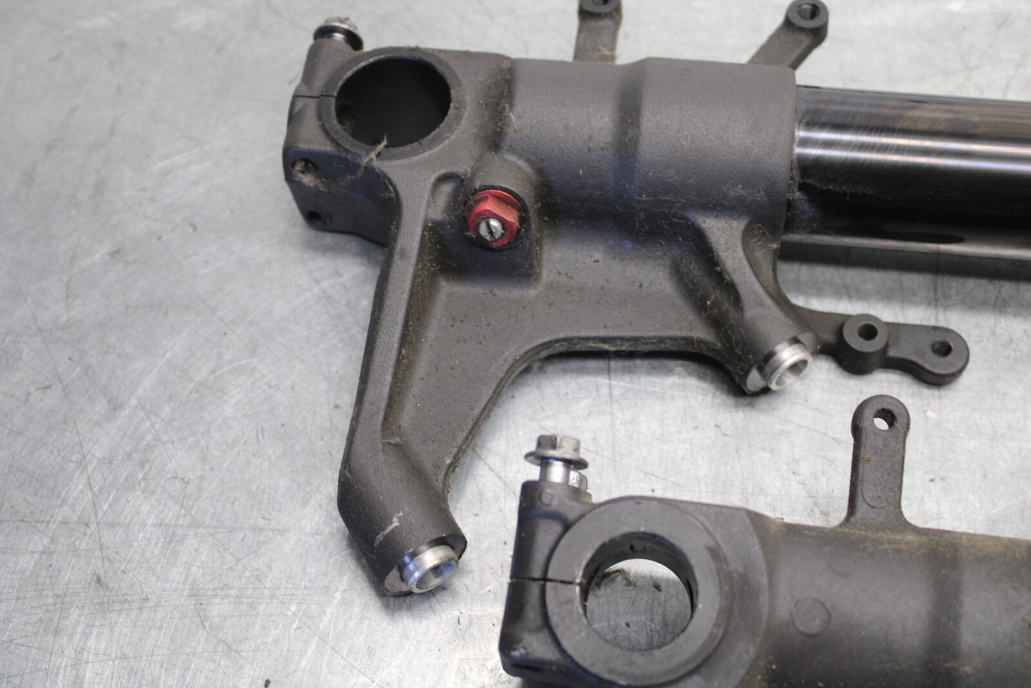 05-06 SUZUKI GSXR1000 FRONT FORKS SHOCK SUSPENSION SET PAIR 51103-41G20 BB663