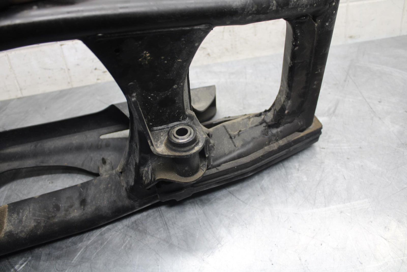2017 Suzuki SV650X SV650AL7 ABS REAR SWINGARM BACK SUSPENSION SWING ARM BB512