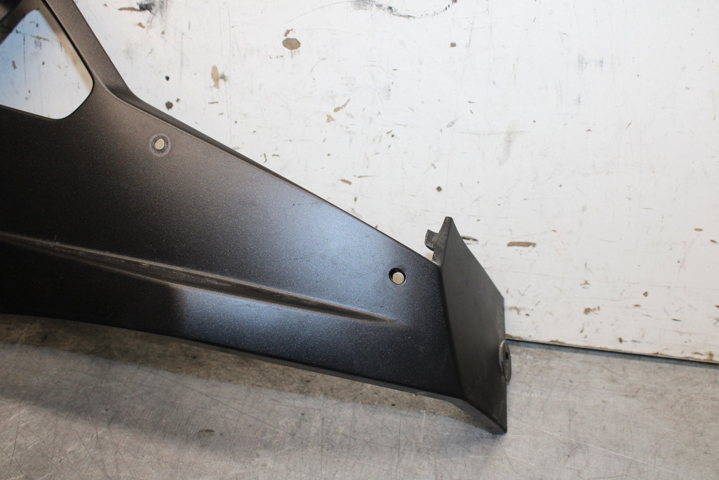 24 KAWASAKI NINJA 500 ABS RIGHT LOWER BOTTOM BELLY SIDE FAIRING COWL  BB730