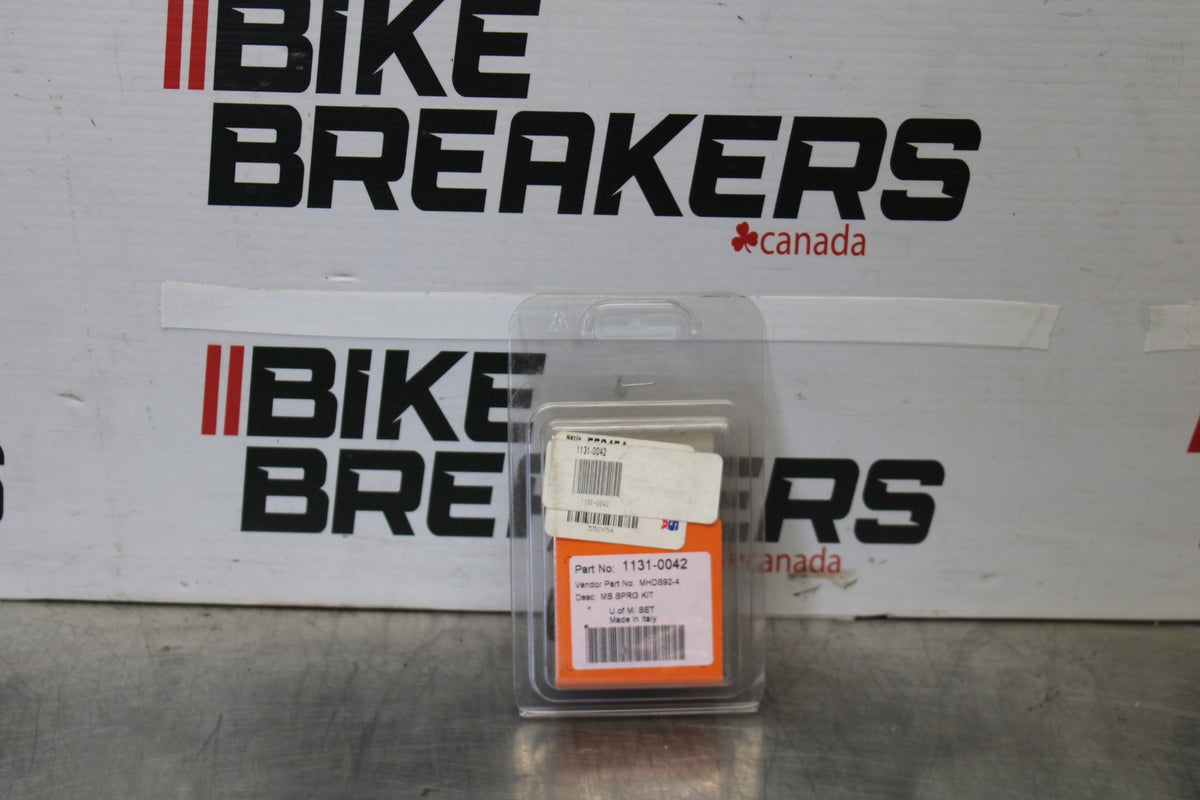 00-03 SUZUKI LT-F400 CLUTCH SPRING  BB876