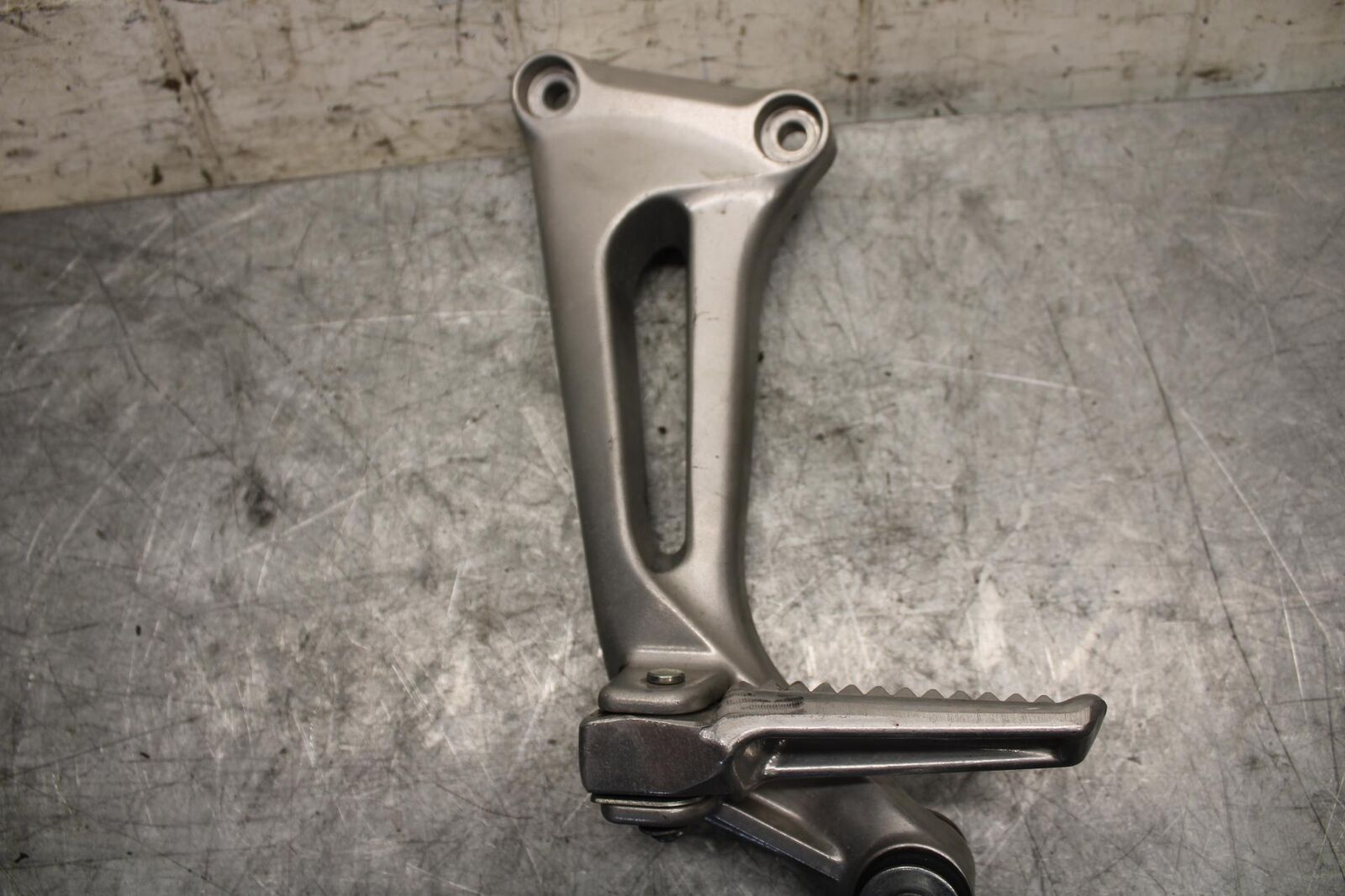 1999 Honda Super Hawk 1000 VTR1000F LEFT REAR BACK PASSENGER PEG BB51