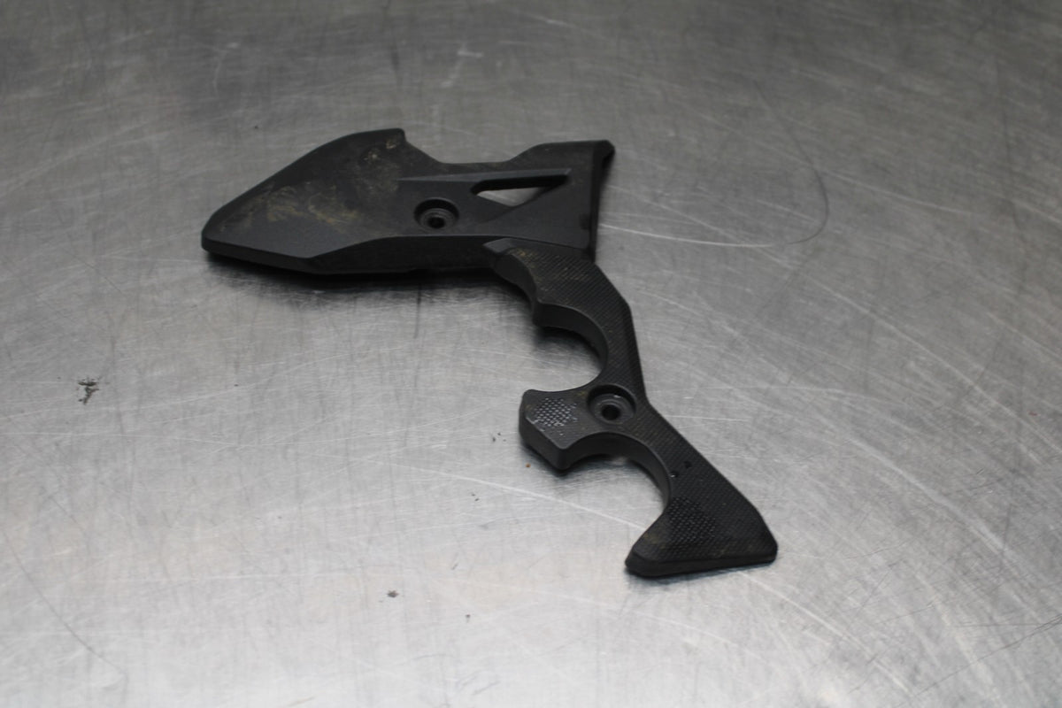18-26 KAWASAKI Z400 FRAME COVER BB852