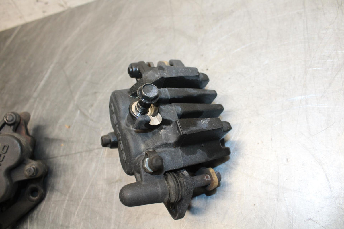 11-14 KAWASAKI VERSYS 650 LE 650C RIGHT LEFT FRONT BRAKE CALIPER SET PAIR BB498