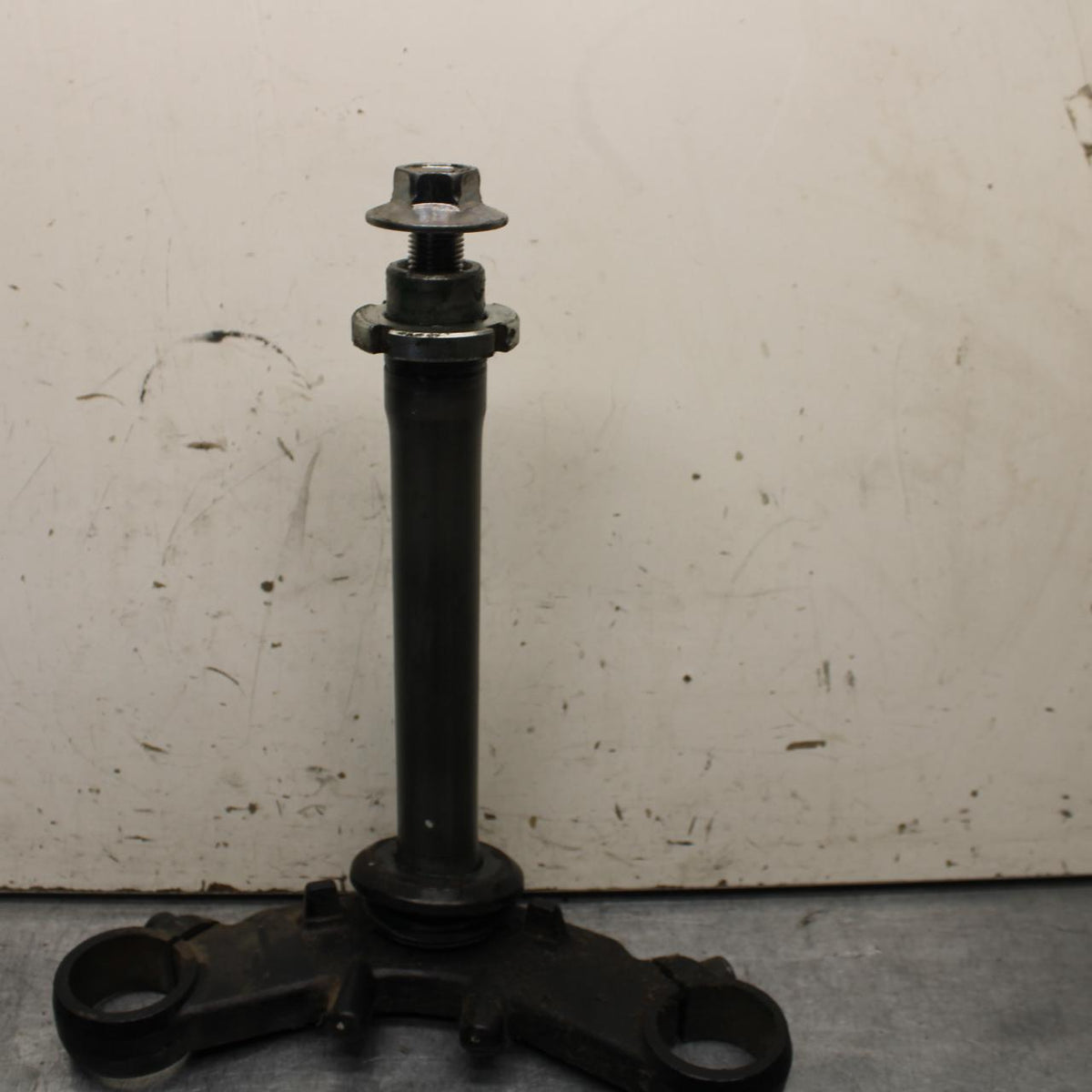 15-16 KAWASAKI EX300 FRONT FORKS CLAMP LOWER TRIPLE TREE STEM BB635