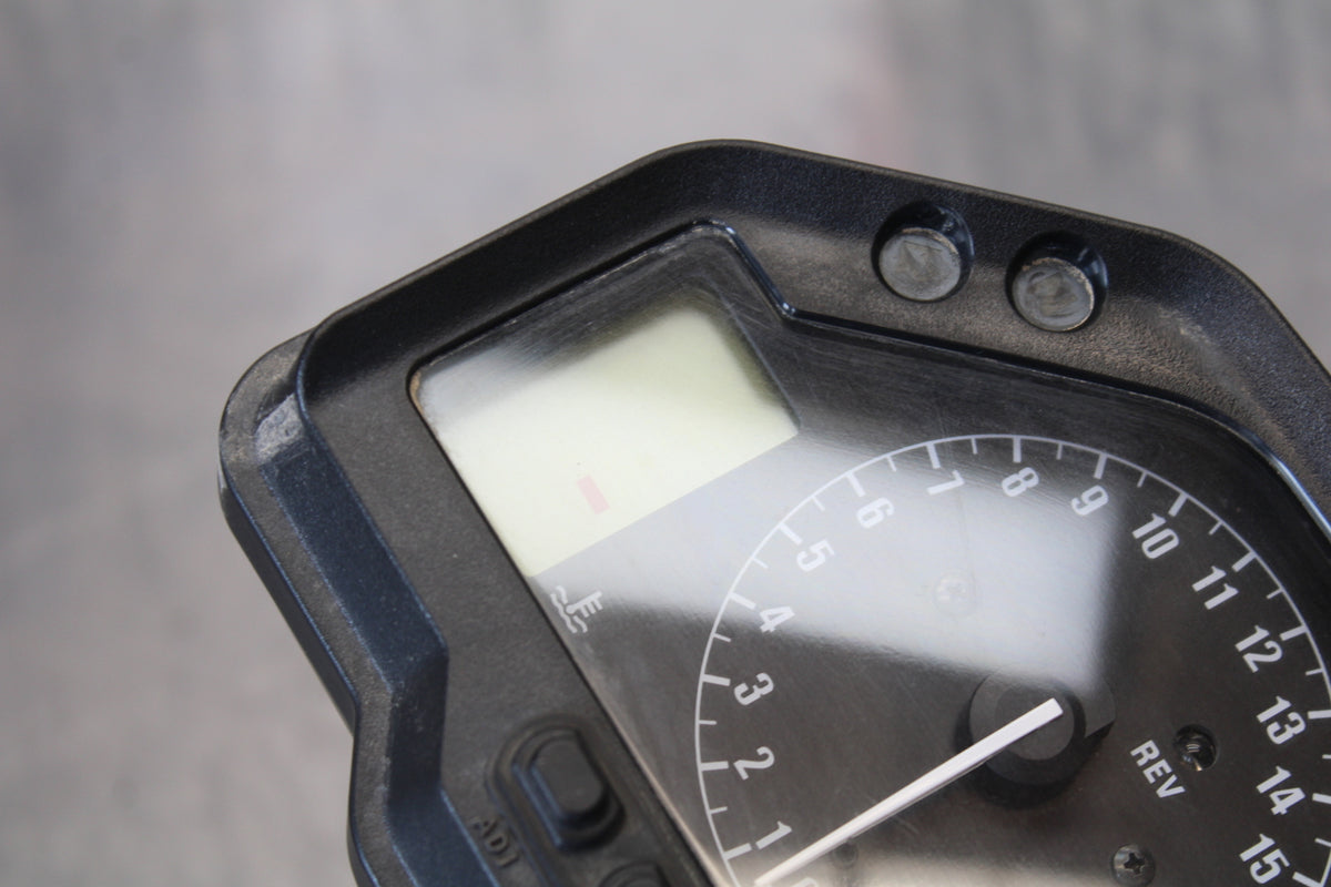 05-06 HONDA CBR600RR SPEEDO TACH GAUGES CLUSTER SPEEDOMETER TACHOMETER BB159