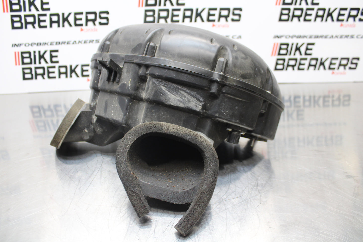 11 SUZUKI GSXR1000 AIRBOX AIR INTAKE FILTER BOX BB142